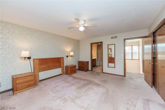 1900 Lillian Road, Stow, OH 44224