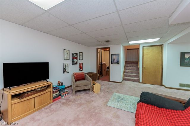 1900 Lillian Road, Stow, OH 44224