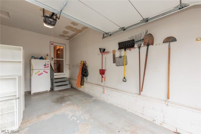 1900 Lillian Road, Stow, OH 44224