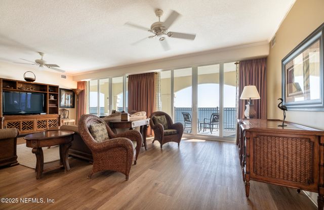 200 OCEAN CREST Drive, 1012, Palm Coast, FL 32137