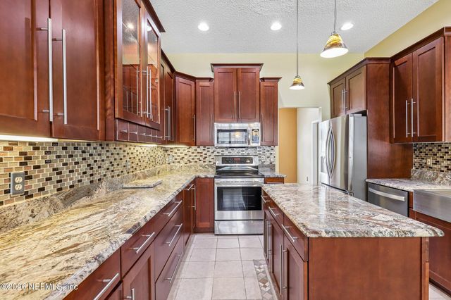 5651 WELAKA Court, Fleming Island, FL 32003