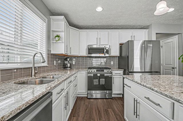 2612 Orange Court SE, Grand Rapids, MI 49546