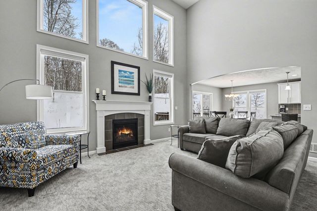 2612 Orange Court SE, Grand Rapids, MI 49546