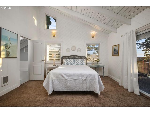 5455 REGENT St, Oceanside, OR 97134