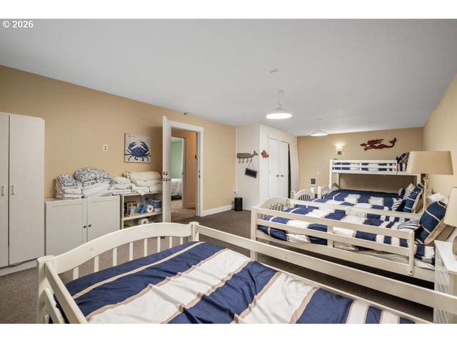 5455 REGENT St, Oceanside, OR 97134