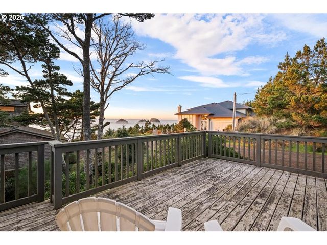 5455 REGENT St, Oceanside, OR 97134