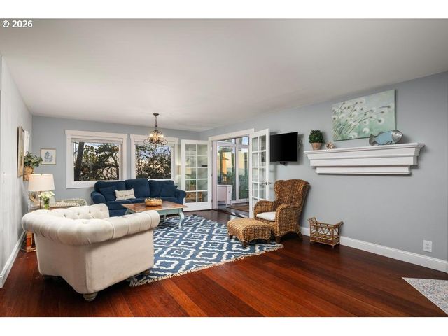 5455 REGENT St, Oceanside, OR 97134