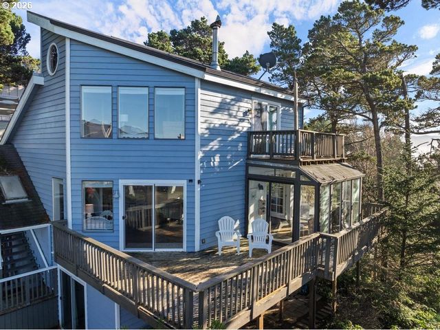 5455 REGENT St, Oceanside, OR 97134