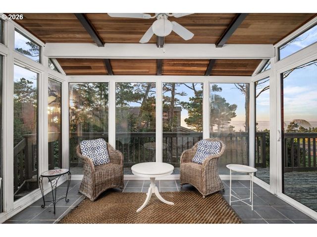5455 REGENT St, Oceanside, OR 97134