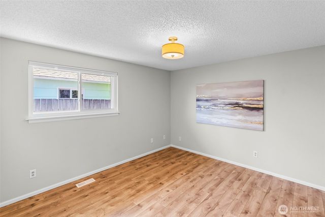 1005 N Stevens, Tacoma, WA 98406