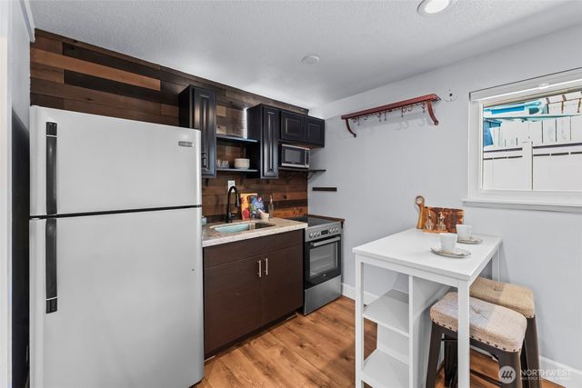 1005 N Stevens, Tacoma, WA 98406