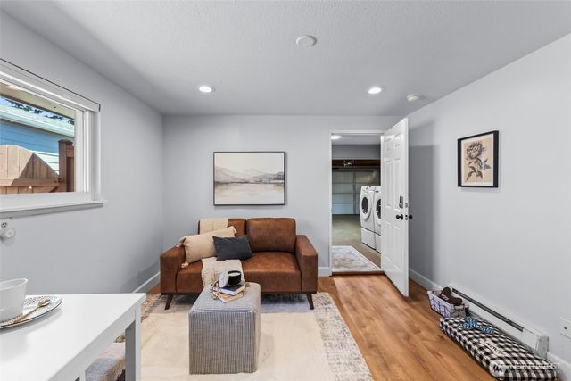 1005 N Stevens, Tacoma, WA 98406