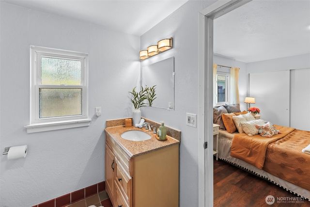 1005 N Stevens, Tacoma, WA 98406