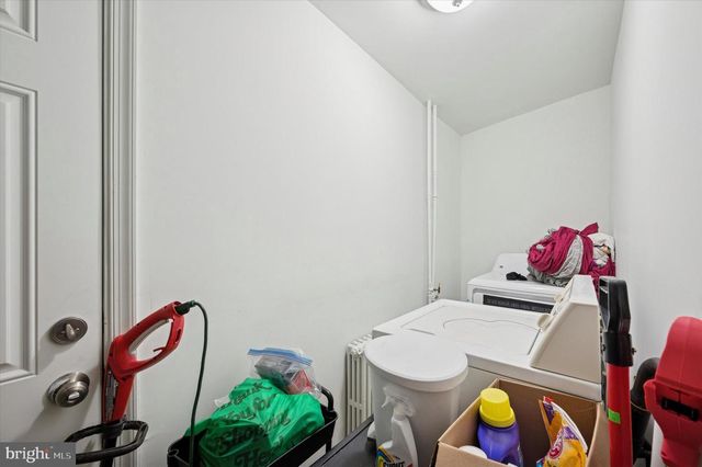 3833 PENNSGROVE ST, Philadelphia, PA 19104