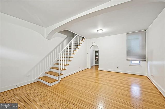 3833 PENNSGROVE ST, Philadelphia, PA 19104