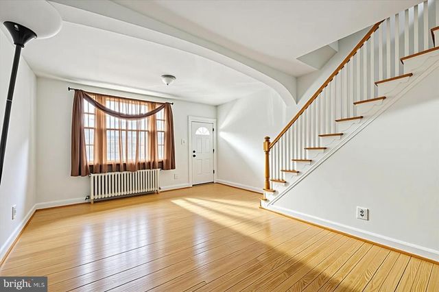 3833 PENNSGROVE ST, Philadelphia, PA 19104