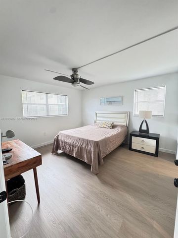 8300 Sunrise Lakes Blvd 212, Sunrise, FL 33322