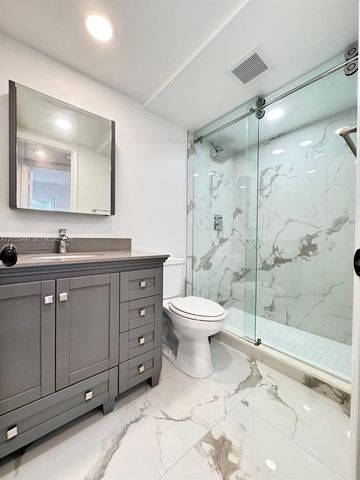 8300 Sunrise Lakes Blvd 212, Sunrise, FL 33322