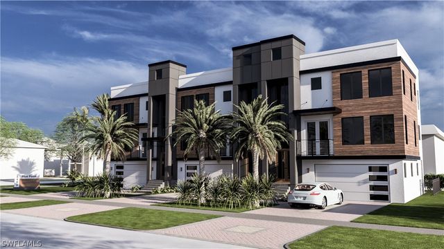 1525 Blue Point AVE, Naples, FL 34102