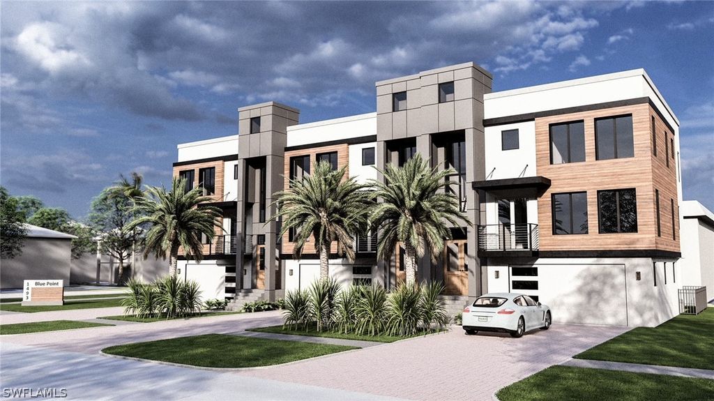 1525 Blue Point AVE, Naples, FL 34102