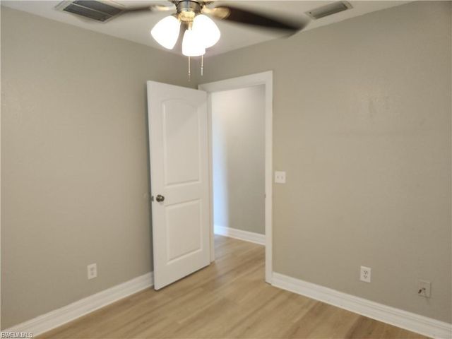 827 NE 23rd TER, Cape Coral, FL 33909