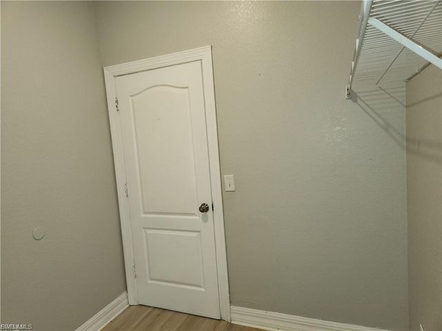 827 NE 23rd TER, Cape Coral, FL 33909