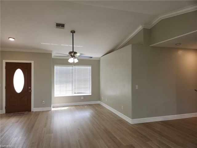 827 NE 23rd TER, Cape Coral, FL 33909