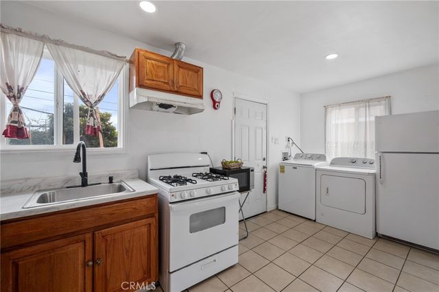23702 Enola, Carson, CA 90745