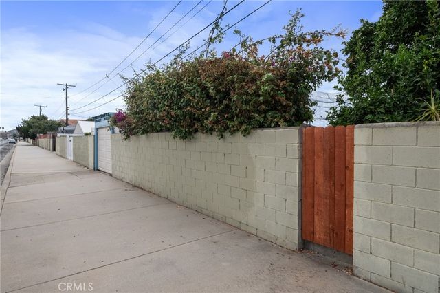 23702 Enola, Carson, CA 90745
