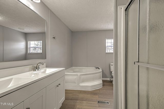 299 Roosevelt Avenue, Elizabethton, TN 37643