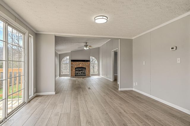 299 Roosevelt Avenue, Elizabethton, TN 37643