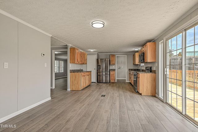 299 Roosevelt Avenue, Elizabethton, TN 37643