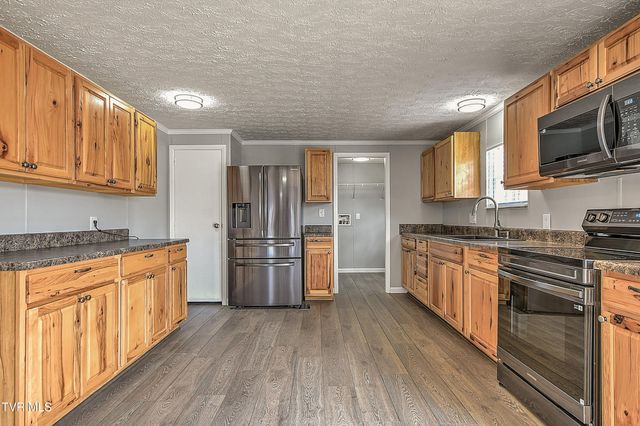 299 Roosevelt Avenue, Elizabethton, TN 37643