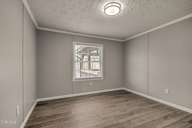 299 Roosevelt Avenue, Elizabethton, TN 37643