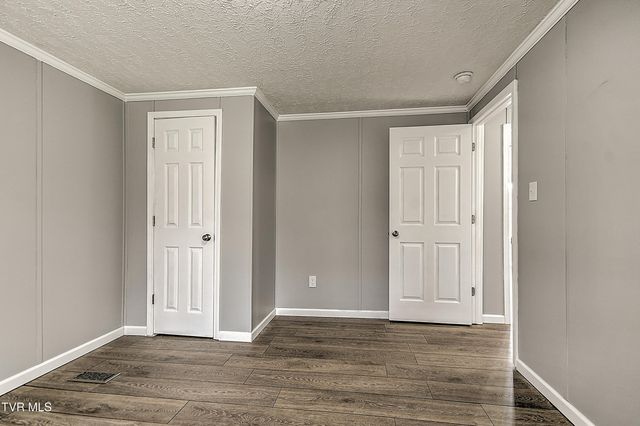 299 Roosevelt Avenue, Elizabethton, TN 37643