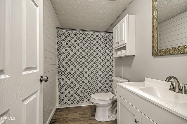 299 Roosevelt Avenue, Elizabethton, TN 37643