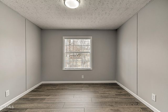 299 Roosevelt Avenue, Elizabethton, TN 37643