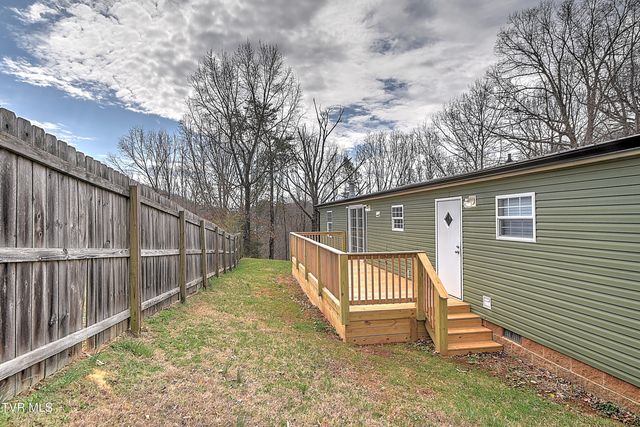 299 Roosevelt Avenue, Elizabethton, TN 37643