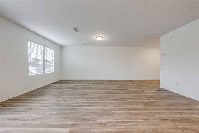 858 Breakwater Drive, Princeton, TX 75407