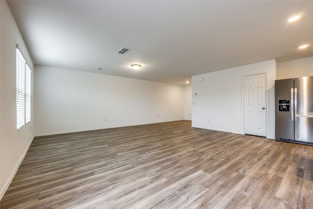 858 Breakwater Drive, Princeton, TX 75407