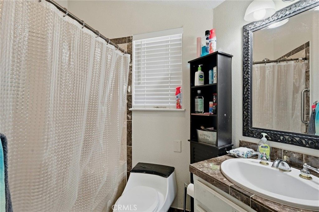 Image 12 of property listing at 17905 Bunker, Hidden Valley Lake, CA 95467