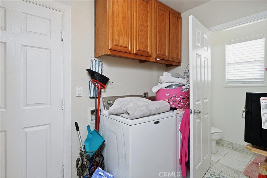 Image 18 of property listing at 17905 Bunker, Hidden Valley Lake, CA 95467