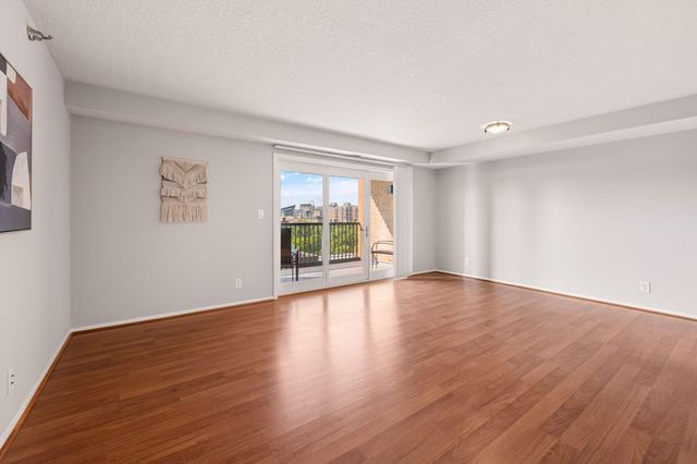 110 1st Avenue NE F704, Minneapolis, MN 55413