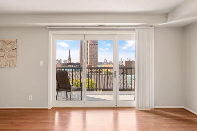 110 1st Avenue NE F704, Minneapolis, MN 55413