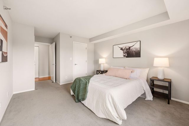 110 1st Avenue NE F704, Minneapolis, MN 55413