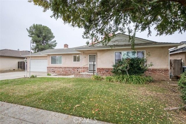 7353 N Bond, Fresno, CA 93720