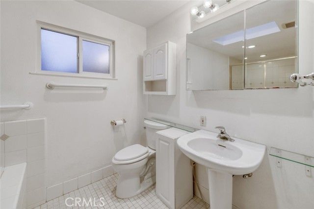 7353 N Bond, Fresno, CA 93720