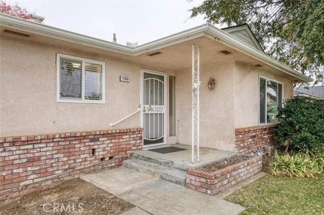 7353 N Bond, Fresno, CA 93720