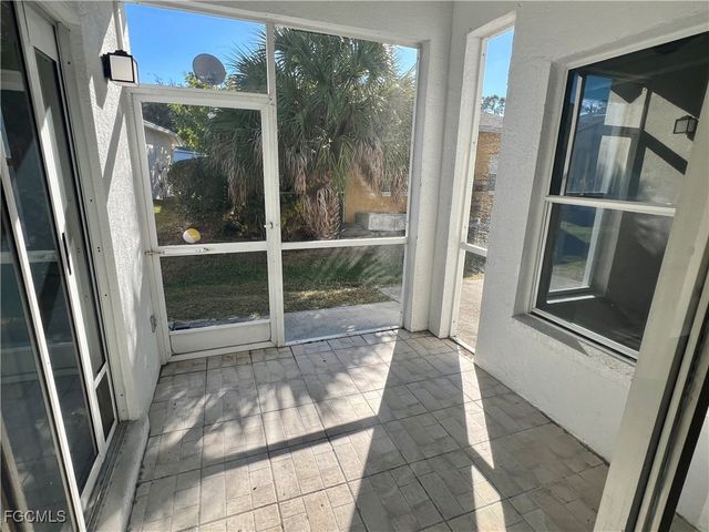 10730 Bahia Terrado CIR, Estero, FL 33928