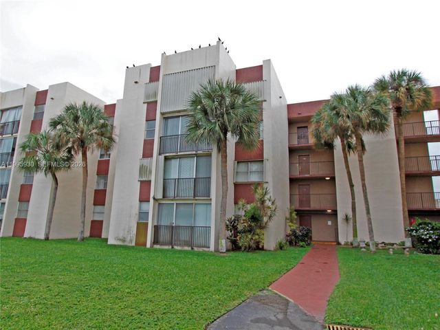 9411 SW 4th St 308, Miami, FL 33174